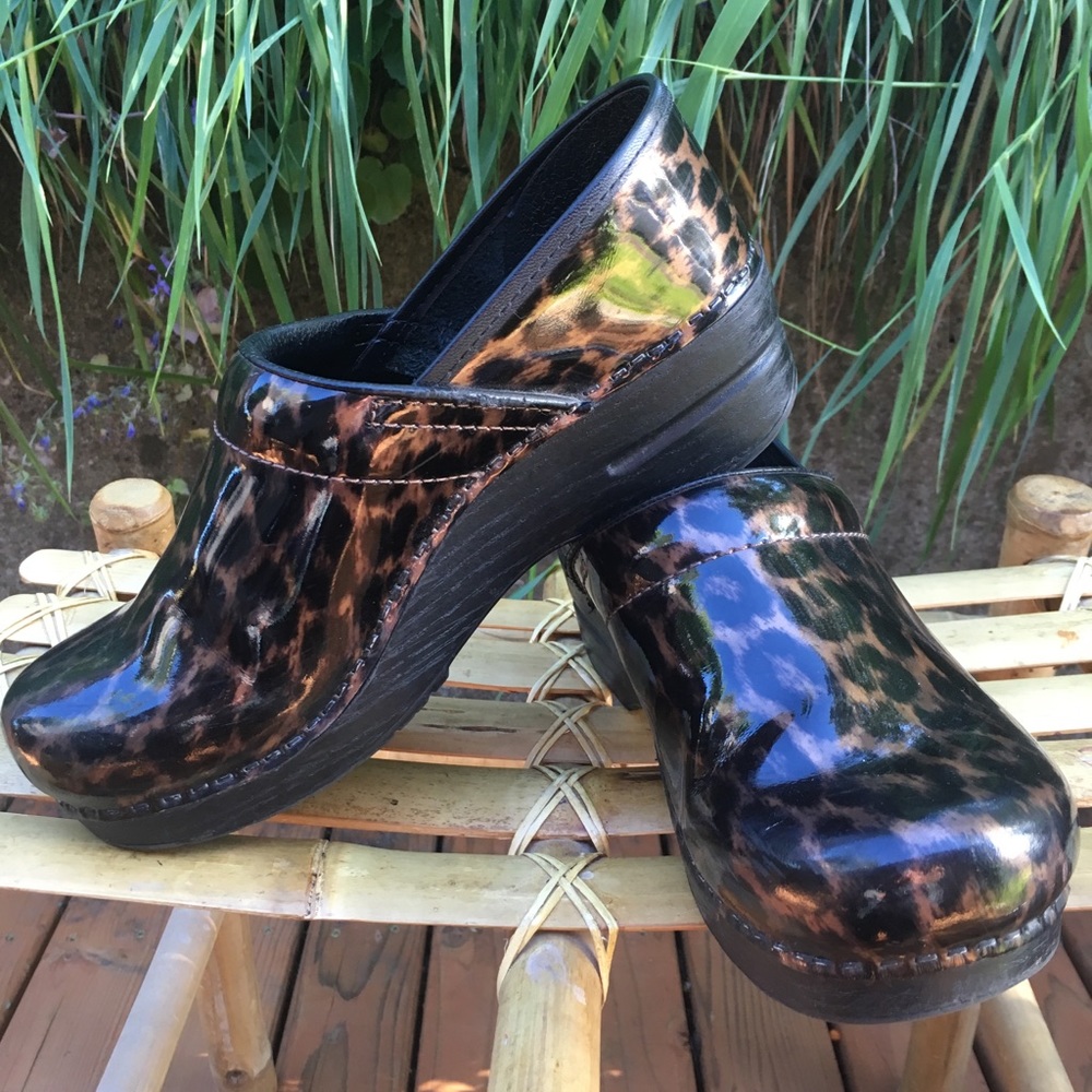 Dansko patent leather professional clogs